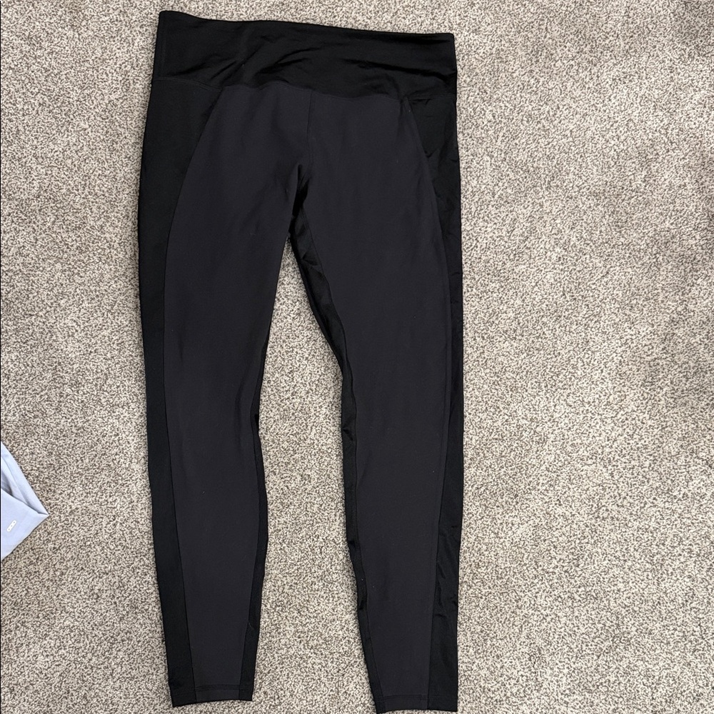 Women’s LULULEMON Black High-Waisted Leggings